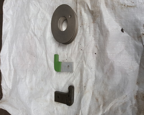 M113 Belt Pulley , Latch